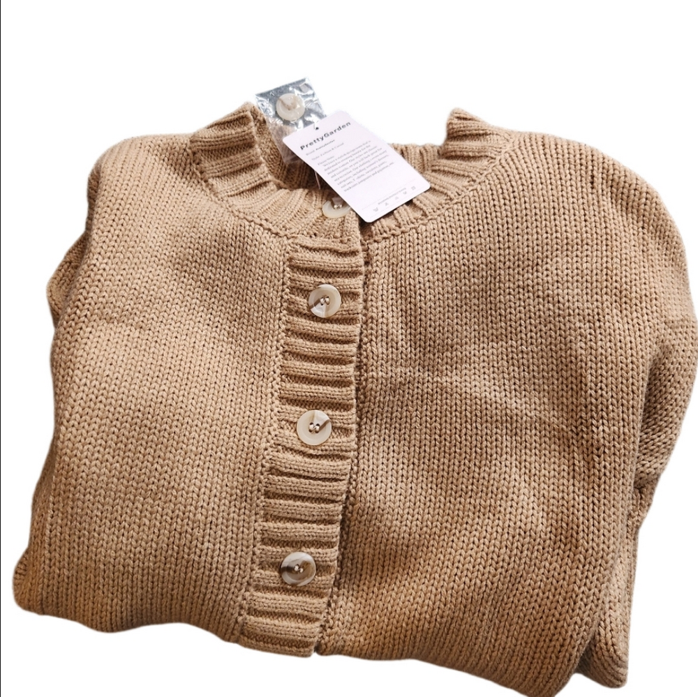 Oversized Slouchy Button-Up Cardigan - Picture 5 of 11